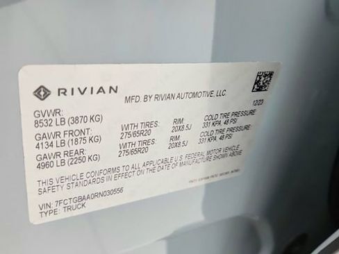 Used 2024 Rivian R1T Adventure image 59