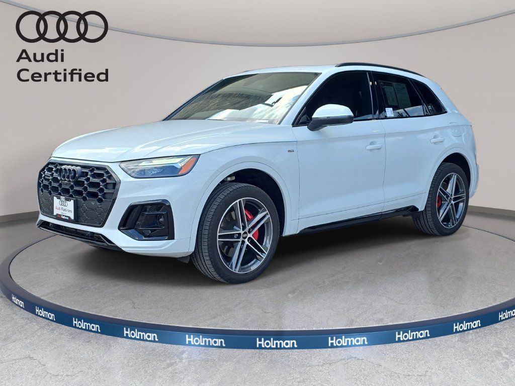 Certified 2024 Audi Q5 e Premium Plus w/ Premium Plus Package AWD/4WD image 1