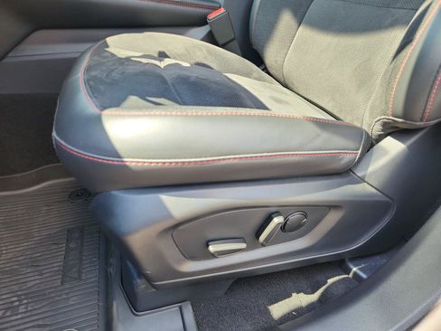 Certified 2025 Ford Explorer ST AWD/4WD image 17