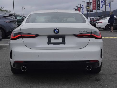 Used 2025 BMW 430i Coupe w/ Premium Package RWD image 5