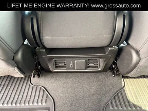 Used 2024 Chevrolet Silverado 1500 LT AWD/4WD image 32