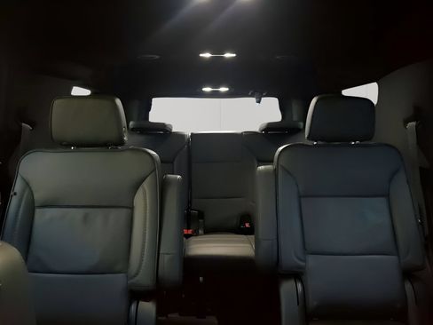Used 2023 GMC Yukon Denali AWD/4WD image 47