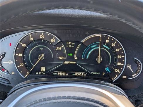 Used 2018 BMW 530e RWD image 10