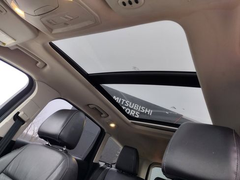 Used 2016 Ford Escape Titanium w/ Equipment Group 301A image 5