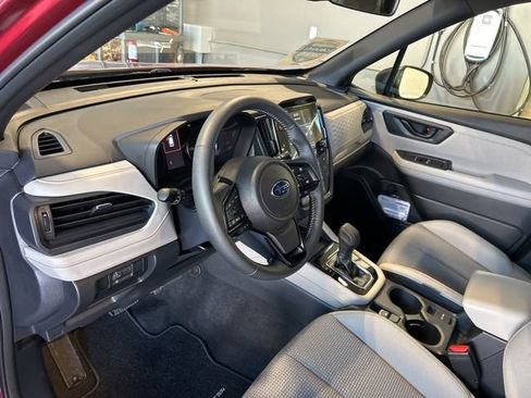 Used 2025 Subaru Forester Premium image 9