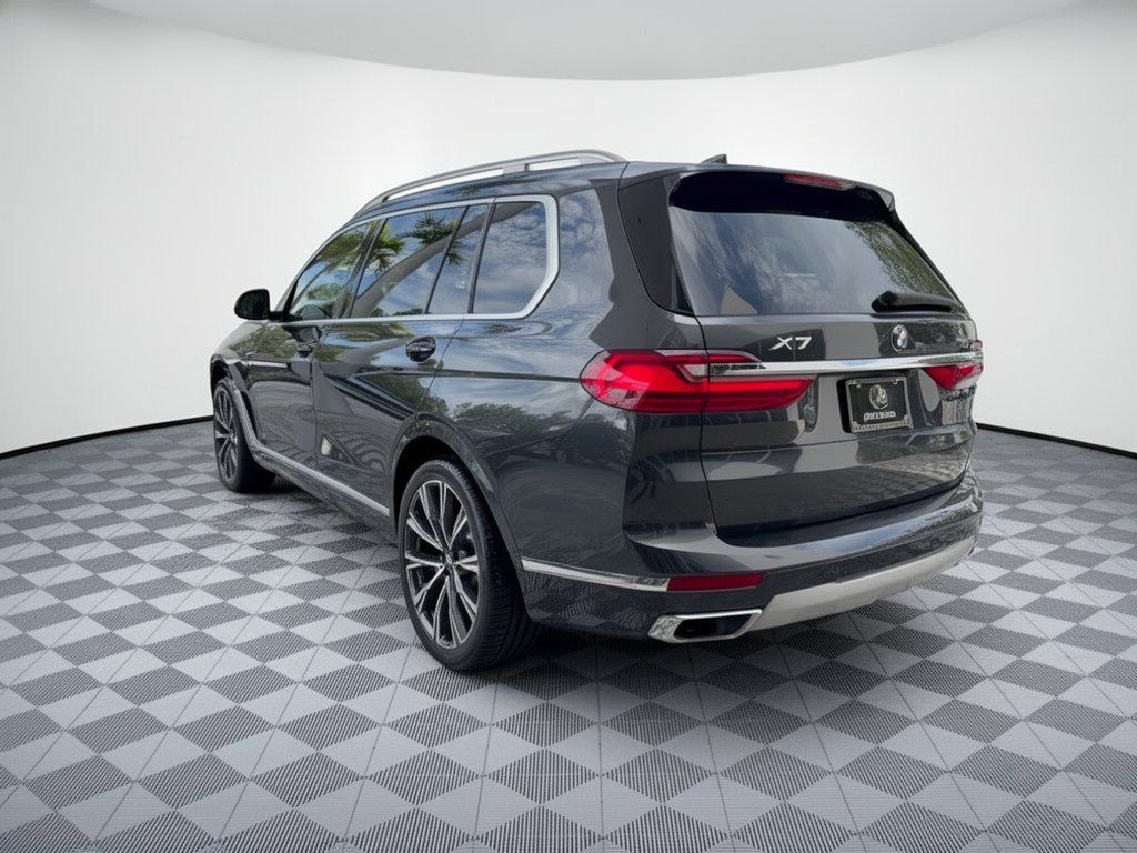 Used 2022 BMW X7 xDrive40i w/ Premium Package AWD/4WD image 3