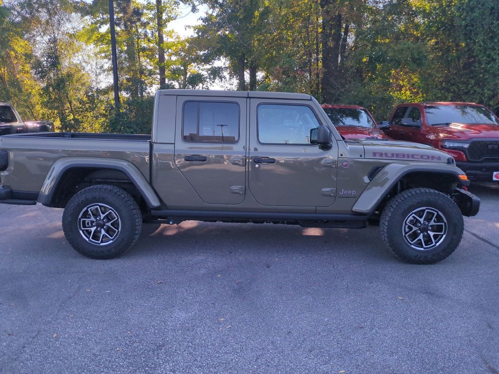 New 2026 Jeep Gladiator Rubicon AWD/4WD image 3
