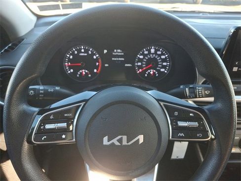 Certified 2023 Kia Forte LXS image 20