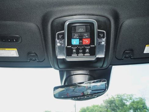 New 2025 RAM 2500 Limited image 17