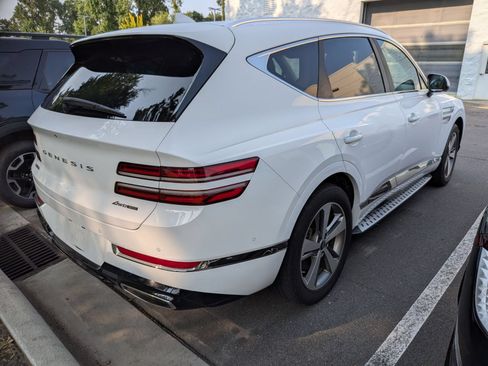 Used 2021 Genesis GV80 3.5T w/ Advanced Package 06 AWD/4WD image 2