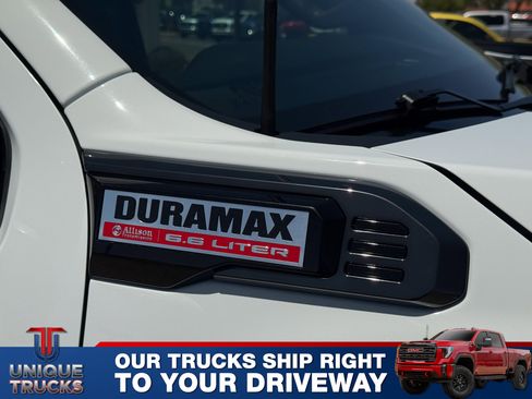 Used 2025 GMC Sierra 3500 AT4 w/ AT4 Premium Plus Package AWD/4WD image 5