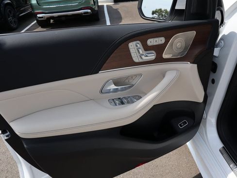 Certified 2026 Mercedes-Benz GLE 450 4MATIC image 23