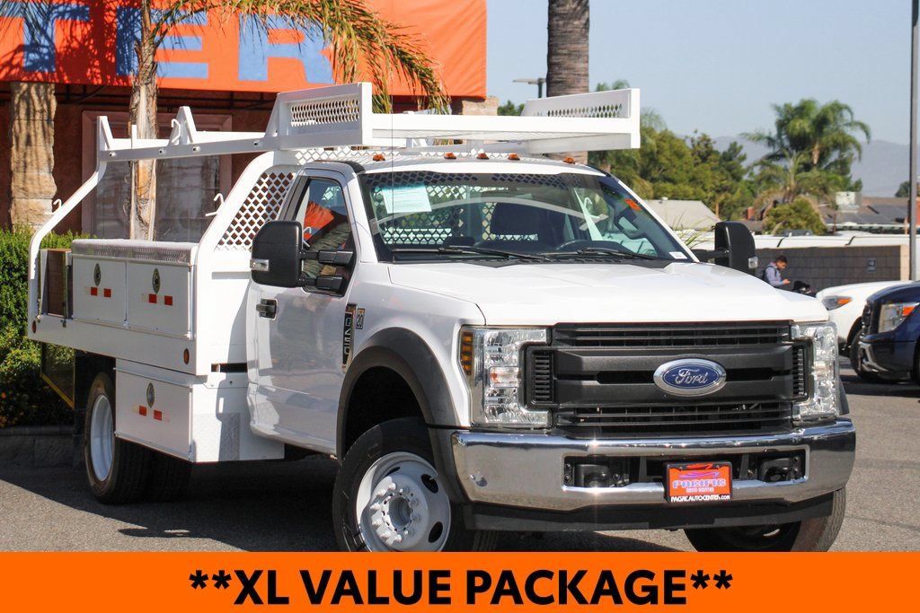 Used 2019 Ford F450 XL w/ XL Value Package RWD image 2
