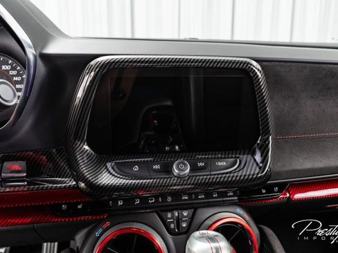 Used 2022 Chevrolet Camaro ZL1 image 40