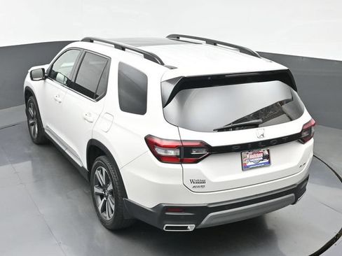 Certified 2023 Honda Pilot Elite image 32