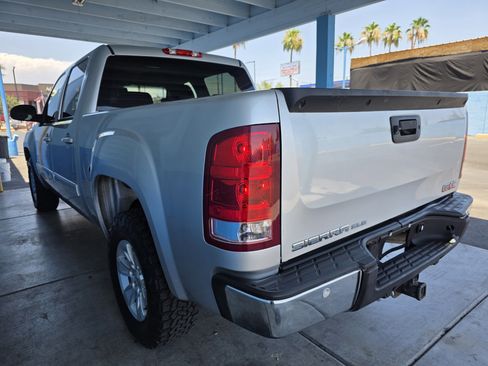 Used 2013 GMC Sierra 1500 SLE w/ Max Trailering Pack AWD/4WD image 5