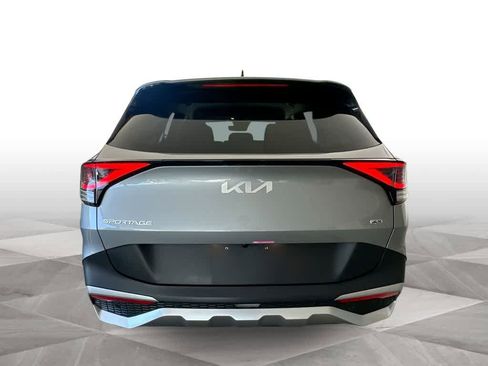 Certified 2025 Kia Sportage LX AWD/4WD image 7