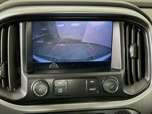 Used 2022 Chevrolet Colorado LT w/ Fleet Safety Package RWD image 13