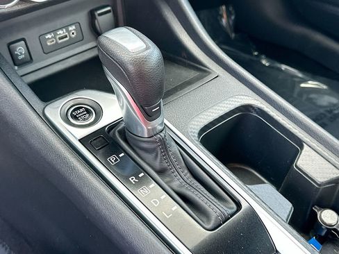 Used 2024 Nissan Sentra SV image 17