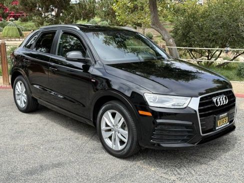 Used 2018 Audi Q3 2.0T Premium w/ Convenience Package FWD image 1