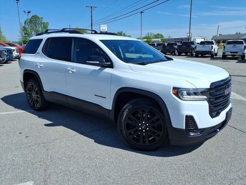 Used 2023 GMC Acadia SLE w/ Driver Convenience Package image 1