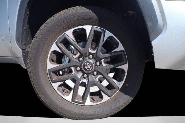 Certified 2026 Toyota Tundra Limited w/ Power Package AWD/4WD image 3
