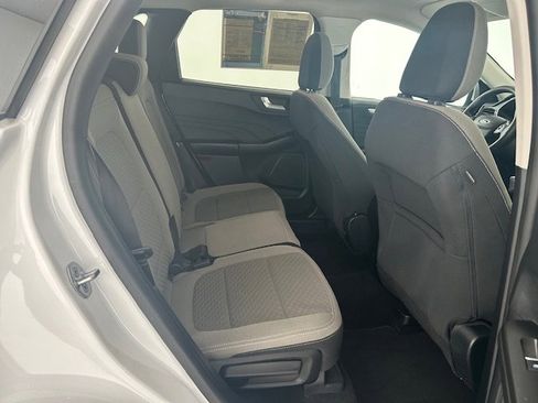 Certified 2021 Ford Escape SE FWD image 16