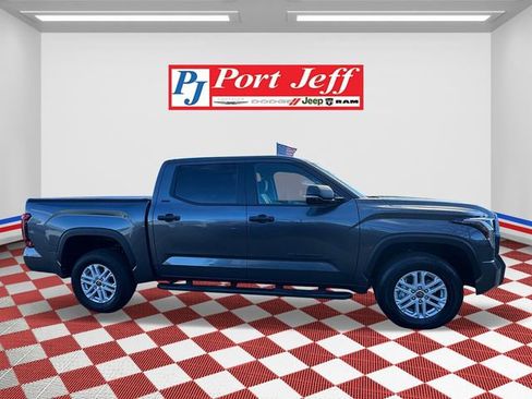 Used 2024 Toyota Tundra SR5 w/ SR5 Convenience Package image 4