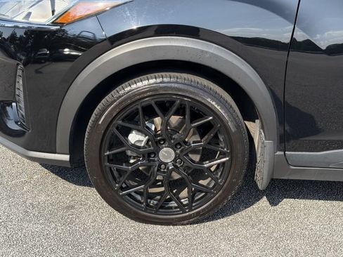 Used 2024 Nissan Kicks SV FWD image 10