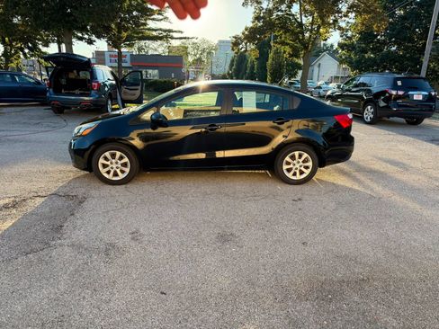 Used 2013 Kia Rio EX FWD image 4
