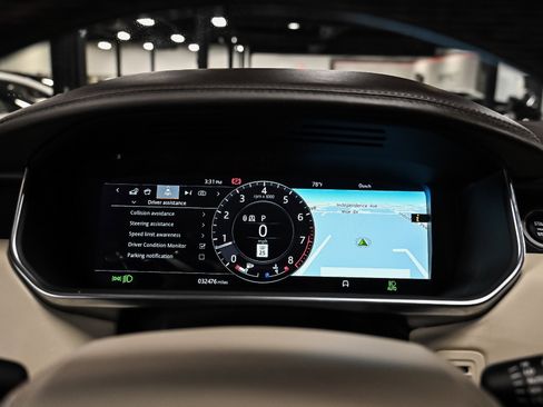 Used 2020 Land Rover Range Rover Long Wheelbase Autobiography image 9