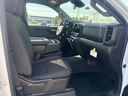 New 2026 GMC Sierra 2500 SLE w/ SLE Convenience Package AWD/4WD image 15