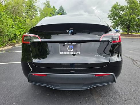 Used 2025 Tesla Model Y Long Range AWD/4WD image 9