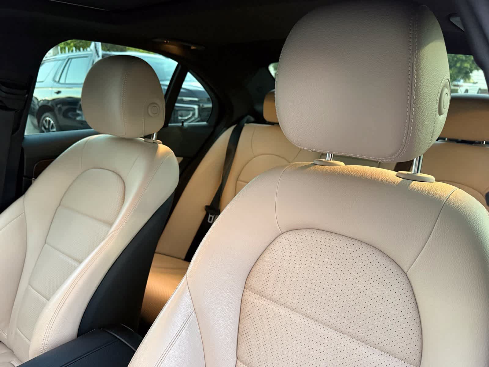 Used 2021 Mercedes-Benz C 300 Sedan image 25