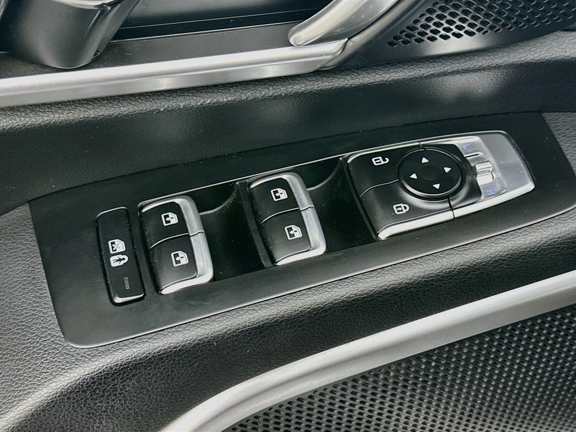 Used 2023 Kia Telluride S w/ S Sunroof Package FWD image 15