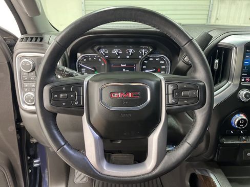 Used 2021 GMC Sierra 1500 Elevation image 17