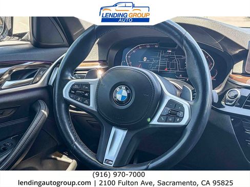 Used 2021 BMW 530i w/ M Sport Package RWD image 14