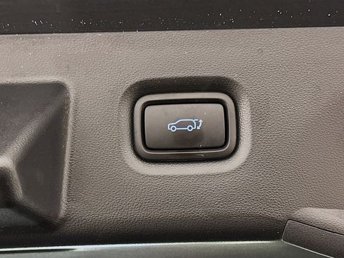 Used 2023 Hyundai Ioniq 5 Limited AWD/4WD image 32