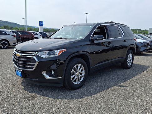 Used 2021 Chevrolet Traverse LT AWD/4WD image 4