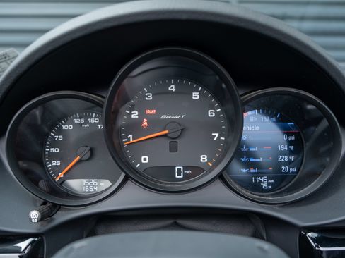 Certified 2020 Porsche 718 Boxster RWD image 29