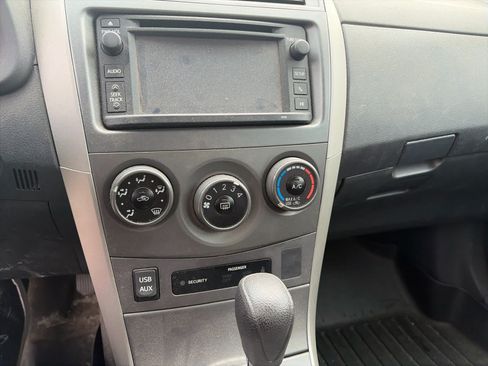 Used 2013 Toyota Corolla S FWD image 7
