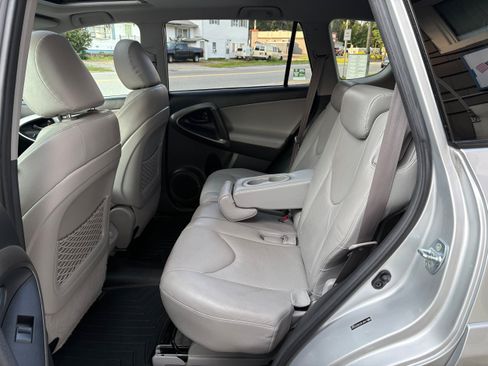 Used 2010 Toyota RAV4 Limited AWD/4WD image 16