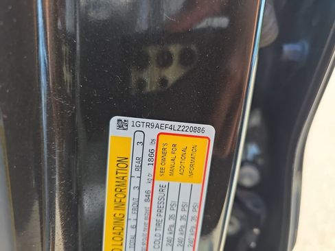 Used 2020 GMC Sierra 1500 4x4 Double Cab w/ Sierra Value Package image 38