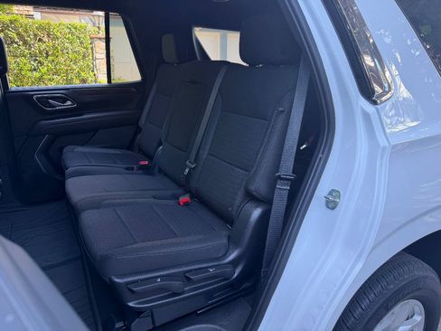 Used 2023 Chevrolet Tahoe LS RWD image 17
