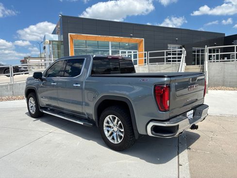 Used 2020 GMC Sierra 1500 SLT w/ SLT Premium Plus Package AWD/4WD image 3