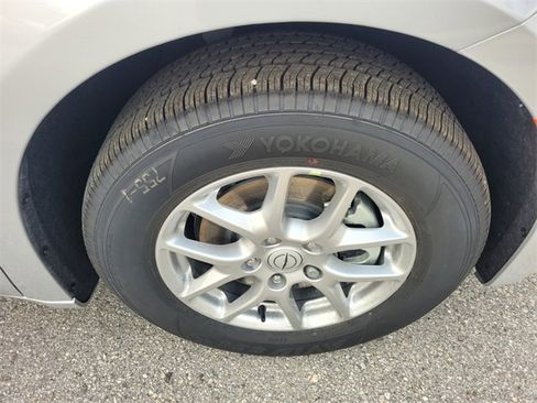 New 2026 Chrysler Voyager LX image 19