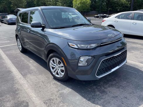 Used 2020 Kia Soul LX FWD image 1