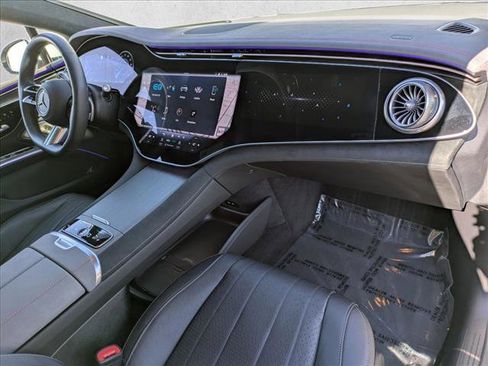 Certified 2023 Mercedes-Benz EQS 580 4MATIC Sedan image 25