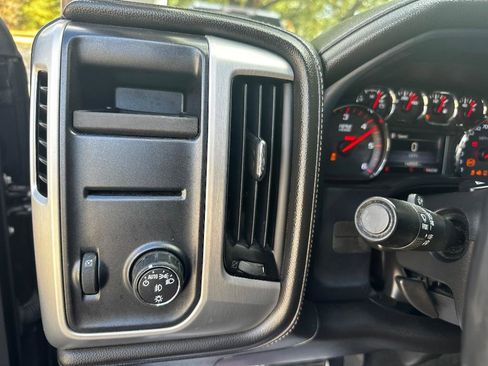 Used 2015 GMC Sierra 1500 SLE w/ SLE Value Package image 7