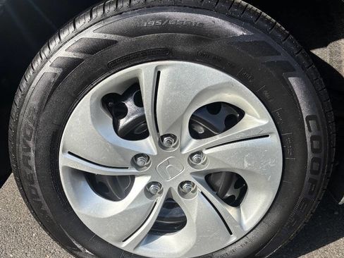 Used 2014 Honda Civic LX image 11